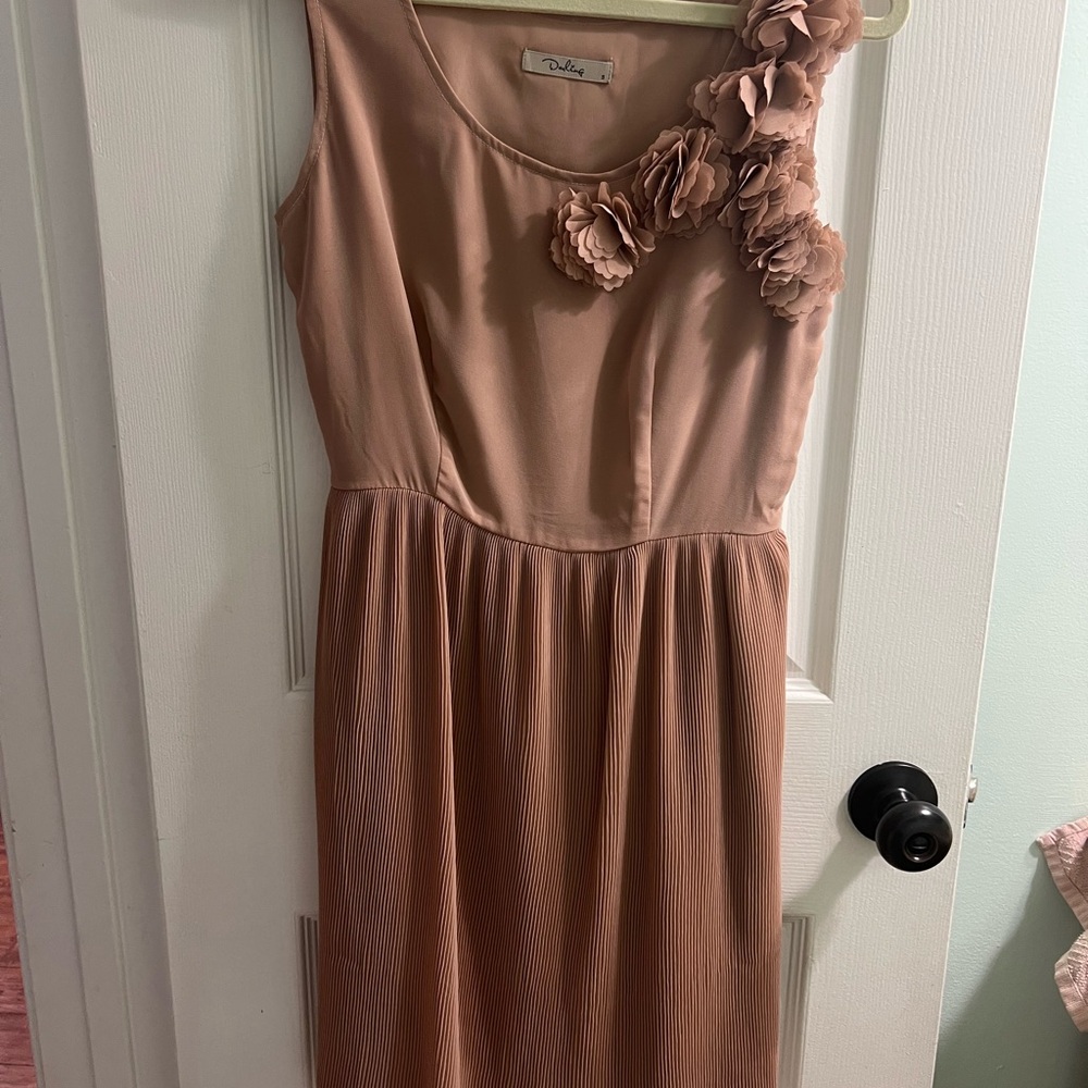 Darling Pink Blush Sleeveless Dress with Floral Detail